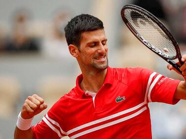 Novak Djokovic: Una aficionada se llevó una millonaria cifra tras subastar una raqueta que lanzó en 2016