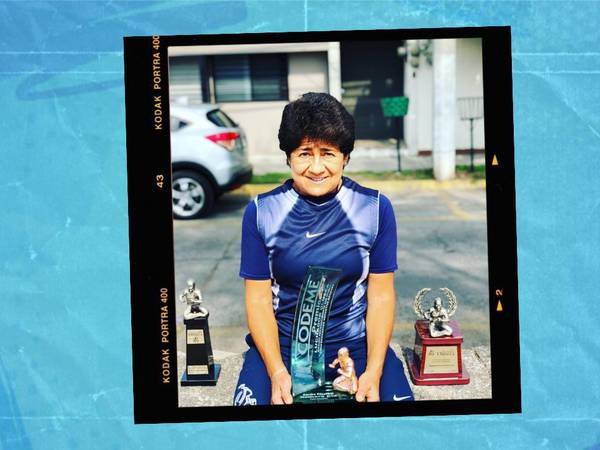 Conoce a ‘La Payton’: la mexicana de 55 años campeona mundial en tochito bandera